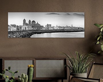 Cadiz dawn in black and white by Manfred Voss, Black-White Photography