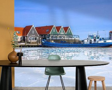Eis im Hafen von Texel.