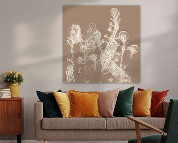 Witte bloemen. Japandi botanische kunst in bruin en wit. van Dina Dankers