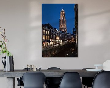 De Dom met de Vismarkt tijdens het blauwe uur op 31 januari 2025.