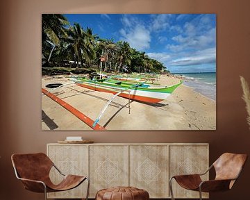 Barques colorées sur la plage de Torrijos