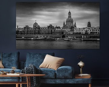 Dresden aan de oever van de Elbe van Captured Created by Cathleen