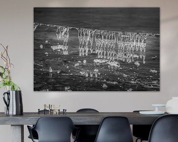 Abstracte Ijs vormen aan prikkeldraad van Peter Venema