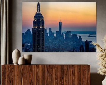 Lower Manhattan skyline  bij zonsondergang van Joran Maaswinkel