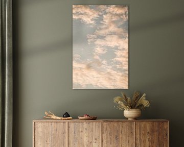 Dromerige Wolken in een Zachte Hemel van Femke Ketelaar