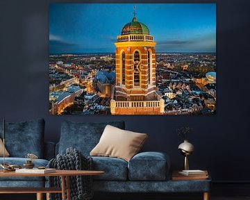 Zwolle Peperbus in de binnenstad tijdens zonsondergang