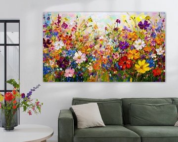 Schilderij van een bloemenveld in felle kleuren van Studio Pieternel