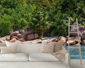 Ein kleiner idyllischer Strand von Peter Baier