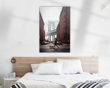 Manhattan bridge in Dumbo Brooklyn New York van Marco Rutten