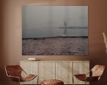 Ein nebliger Morgen am Zuidlaarder See von Patricia Holthof