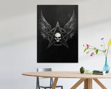 Tête de mort avec pentagramme et ailes d'ange