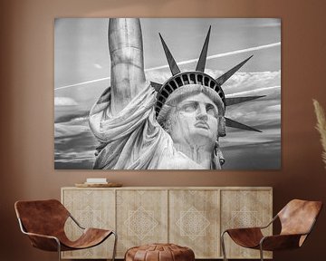 NEW YORK CITY Freiheitsstatue im Detail | Monochrom von Melanie Viola