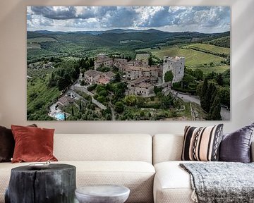 Een authentiek dorp tussen het Toscaanse landschap! van Lennart van Wallenburg