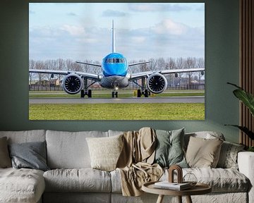 KLM Cityhopper Embraer E195-E2. van Jaap van den Berg