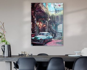 Cuba Vintage auto in de patio van een verlaten villa van gm_designs