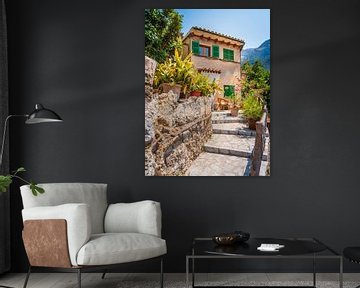 Deià dorp in Mallorca met tuin van Mustafa Kurnaz