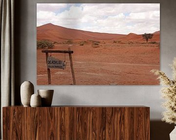 Wegwijzer naar nergens - Bij de ingang van Dead Vlei van WeltReisender Magazin