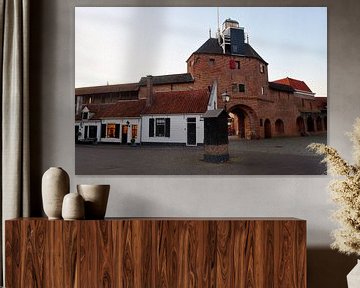 Harderwijker Vischpoort in de avond van Gerard de Zwaan