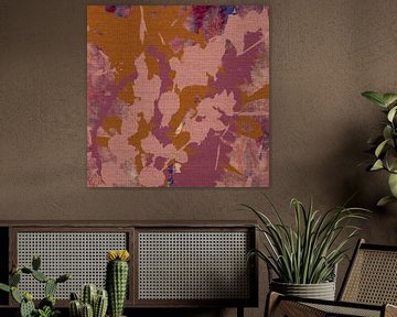 Kleurrijk wandkleed. Curry, lila en roze botanisch abstract. van Dina Dankers