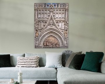 Portaal van de kathedraal van de Spaanse stad Sevilla van Harrie Muis