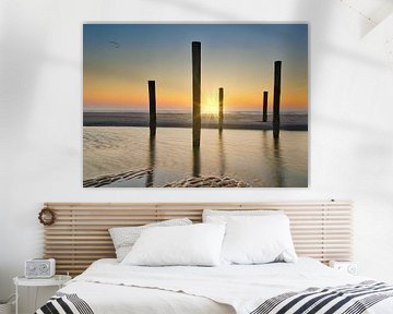 Palendorp bij Petten bij zonsondergang van peterheinspictures