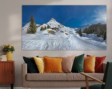 Besneeuwd dal in de Prättigau, Sankt Antönien, Graubünden, Zwitserland van Rene van der Meer