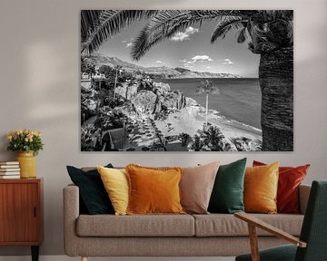 Strand an der Costa del Sol in schwarz-weiß von Manfred Voss, Schwarz-weiss Fotografie