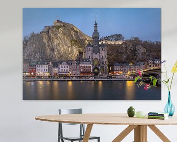 Dinant in de avond van tim christiaens