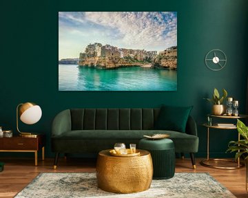Polignano a Mare dorp op de rotsen in de ochtend van Stefano Orazzini