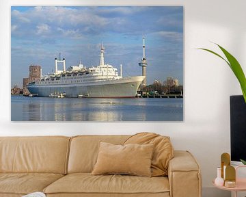 SS Rotterdam klassieke oceaanstomer in de haven van Rotterdam van Sjoerd van der Wal Fotografie