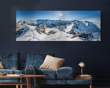 Winteruitzicht op de Allgäuer Alpen in het Rappenalpendal van Leo Schindzielorz
