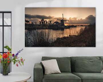 Holländische Mühle bei Sonnenuntergang von Jeroen Pardon