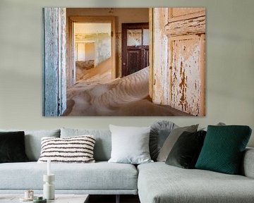 De verlaten schoonheid van Kolmanskop, Namibië van Antwan Janssen