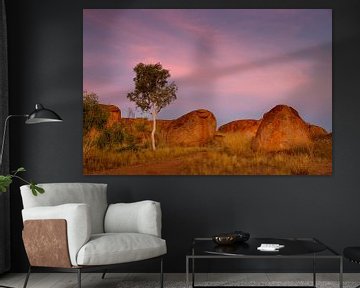 Sunset over Central Australia's Red Giants- Karlu Karlu (Devil's Marbles) by Joyce van Dijk Fotografie - fotografiekunst vanuit m'n