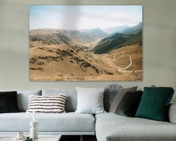 Straße mit 33 Haarnadelkurven | Reisefotografie Druck | Kirgisistan