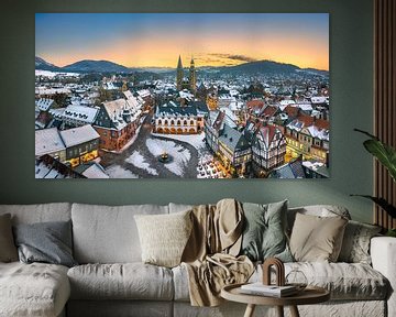 Winterliches Sonnenuntergangspanorama von Goslar, Deutschland von Michael Abid