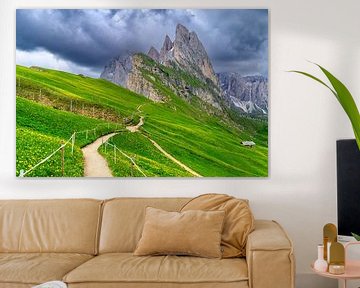 Seceda bergpad naar de dramatische kliffen in de Dolomieten