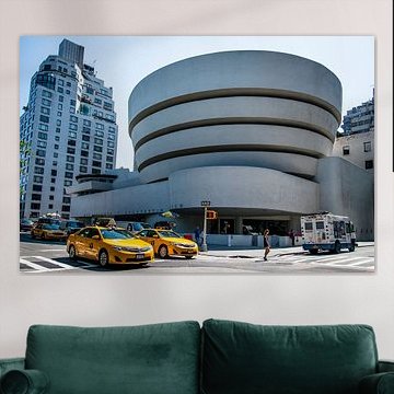 Musée Guggenheim de New York avec des taxis jaunes