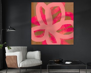 Neonroze bloemen op donker okergeel. Kleurrijke abstracte kunst. van Dina Dankers