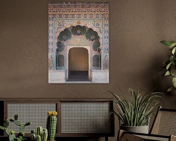 Deur met mozaïek en pauwen | fine art fotoprint van Kimberley Jekel