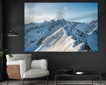 prachtig uitzicht op de Allgäuer Alpen in de winter van Leo Schindzielorz