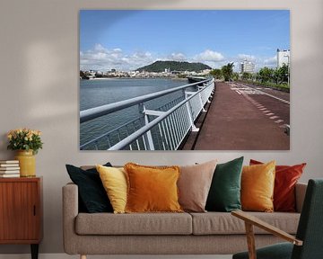 Leaving the Cinta Costera promenade
