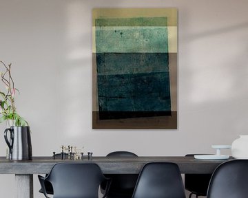 Abstract landschap in blauw, wit en taupe. van Dina Dankers