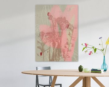 Kleurrijke botanische kunst in pastelroze, grijs en beige. Monotypes weidebloemen. van Dina Dankers