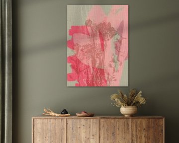 Kleurrijke botanische kunst in pastelroze, lila, grijs en beige. Monotypes weidebloemen. van Dina Dankers