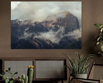 Hochkönig bergen met wolken tijdens gouden uur van Lennart ter Harmsel