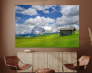 Seiser Alm panorama in de Dolomieten tijdens de lente