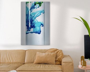 Close-up van blauwe en groene inkt in water van Mixed media vector arts