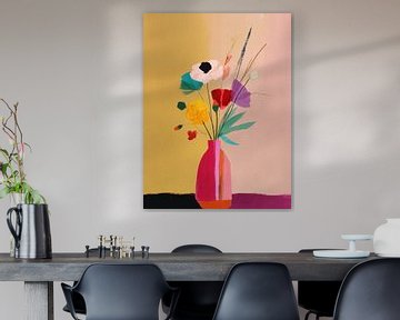 Kleurrijke vaas met bloemen van Studio Allee