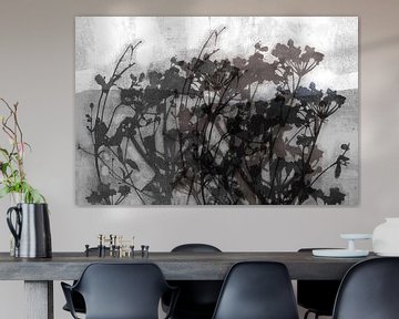 Taupe bloemen in wabi-sabi stijl van Dina Dankers